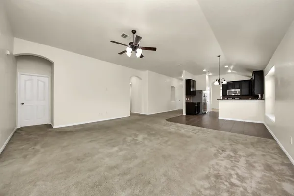 $2,100 | 8226 Silent Deep Drive, Rosenberg, TX 77469