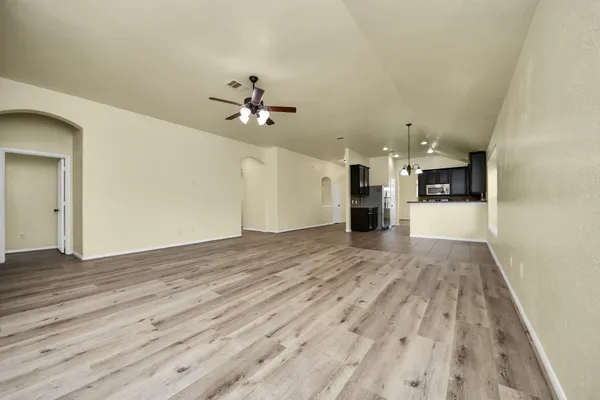 $2,100 | 8226 Silent Deep Drive, Rosenberg, TX 77469