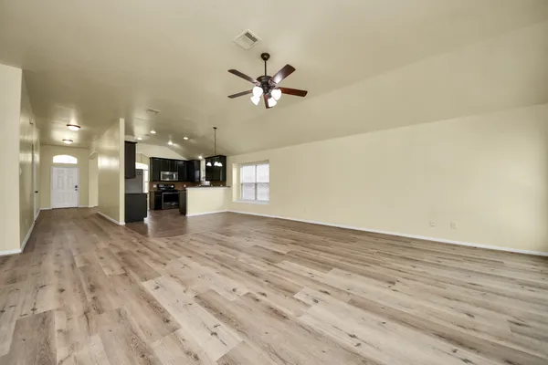 $2,100 | 8226 Silent Deep Drive, Rosenberg, TX 77469