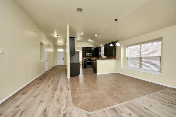 $2,100 | 8226 Silent Deep Drive, Rosenberg, TX 77469