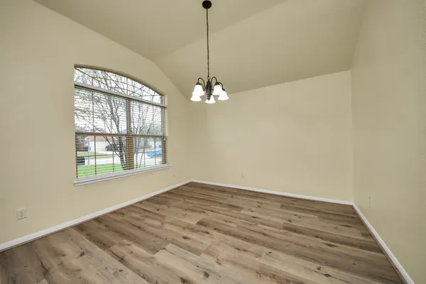 $2,100 | 8226 Silent Deep Drive, Rosenberg, TX 77469