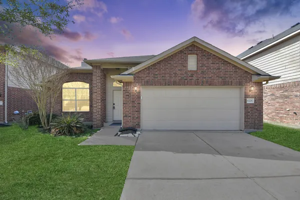 $2,100 | 8226 Silent Deep Drive, Rosenberg, TX 77469