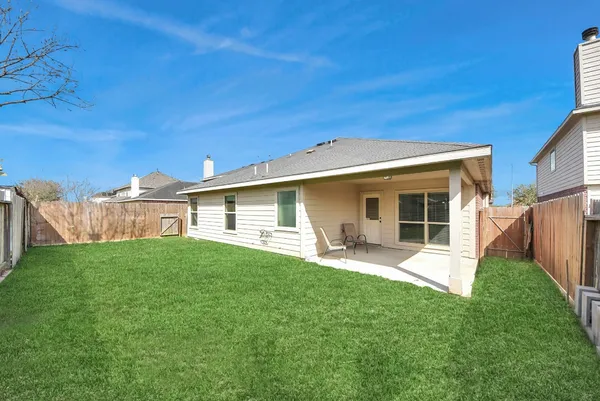 $2,100 | 8226 Silent Deep Drive, Rosenberg, TX 77469