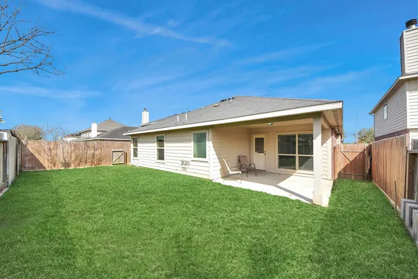 $2,100 | 8226 Silent Deep Drive, Rosenberg, TX 77469