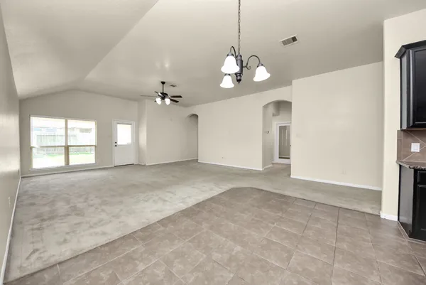 $2,100 | 8226 Silent Deep Drive, Rosenberg, TX 77469