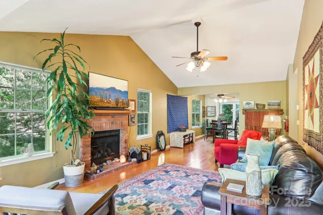 $509,900 | 123 Brandymill Loop, Etowah, NC 28729