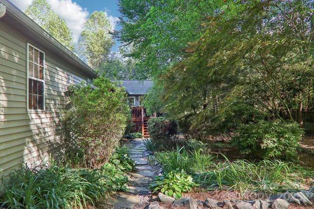 $509,900 | 123 Brandymill Loop, Etowah, NC 28729