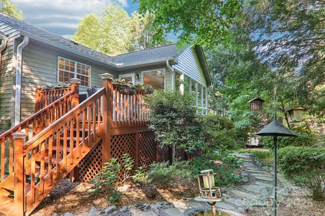 $509,900 | 123 Brandymill Loop, Etowah, NC 28729