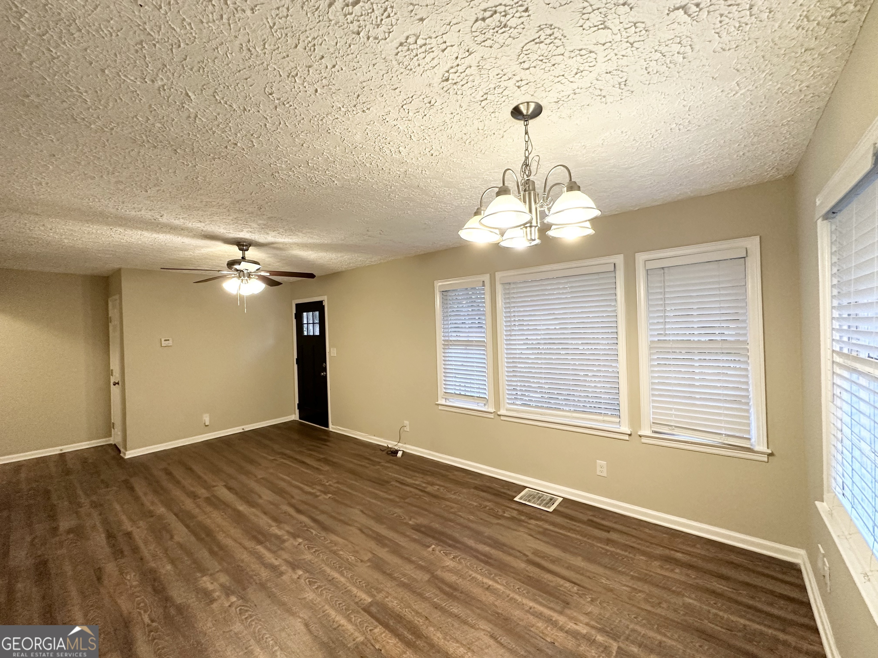 2922 Dale Place Decatur, GA 30032 - Photo 3 of 11