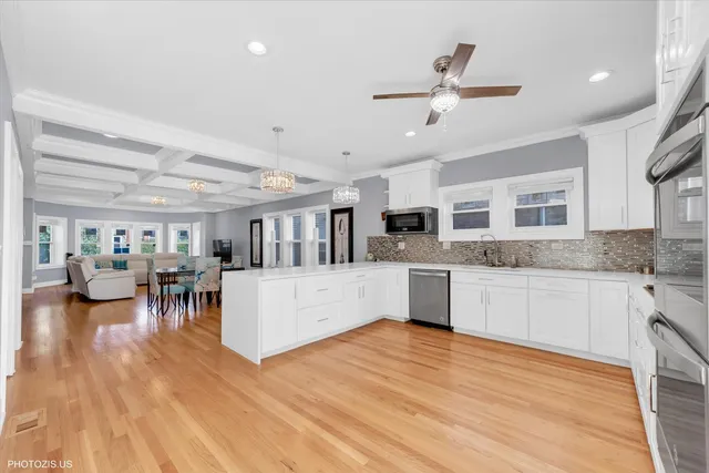 $499,000 | 6444 27th Street, Berwyn, IL 60402