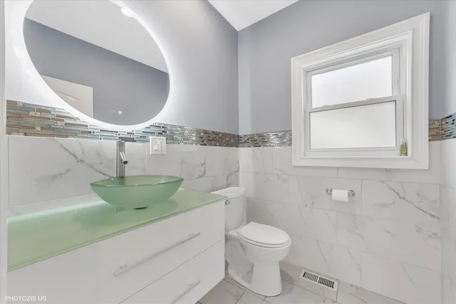 $499,000 | 6444 27th Street, Berwyn, IL 60402