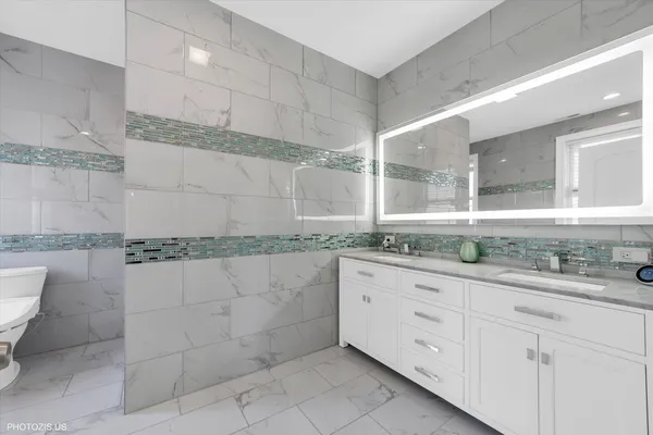 $499,000 | 6444 27th Street, Berwyn, IL 60402