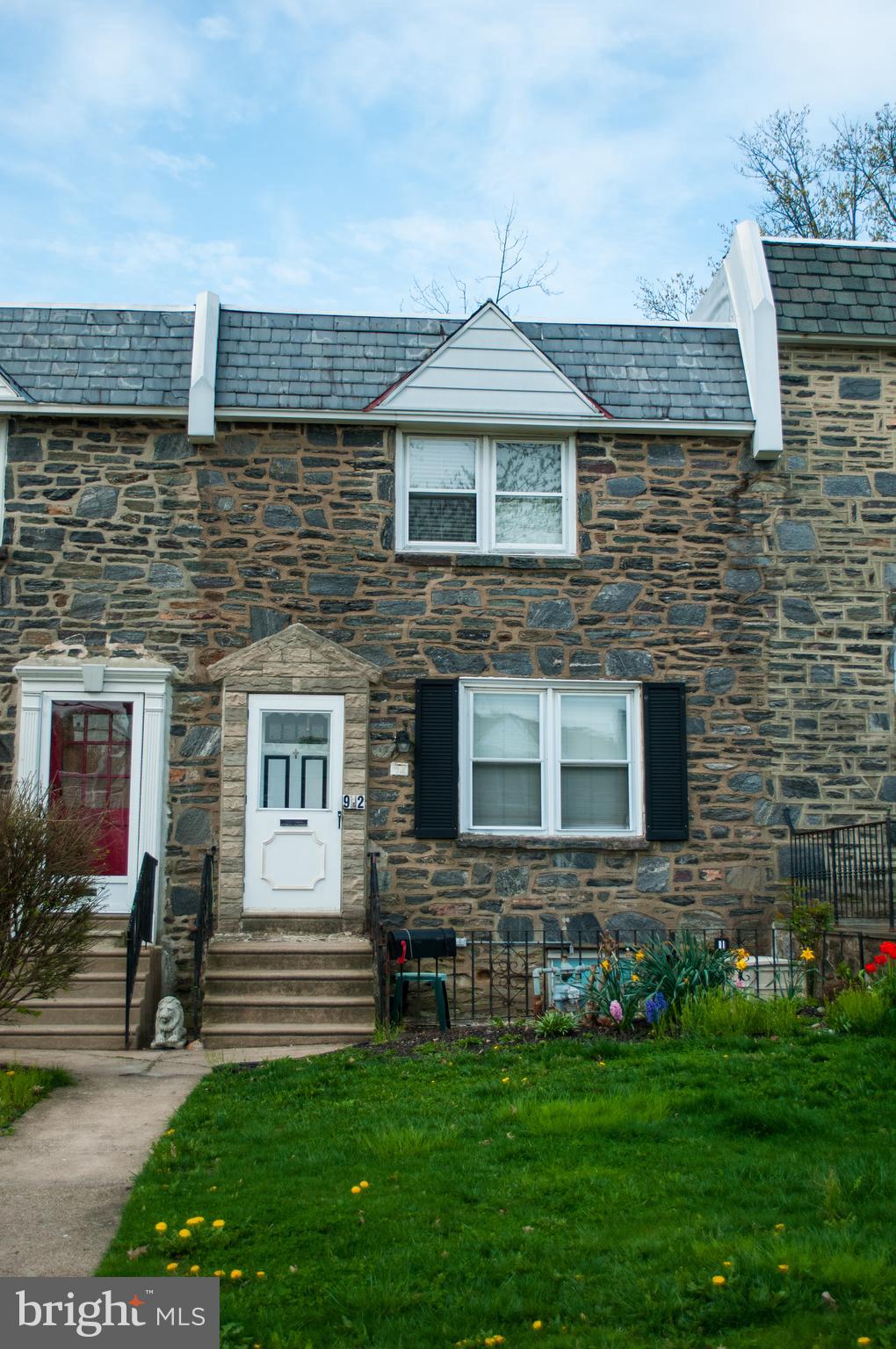 92 Barbara Road Drexel Hill, PA 19026 - Photo 2 of 29 Gallery Image 2