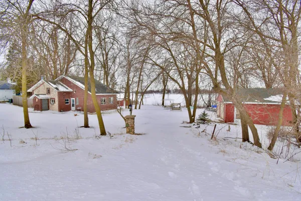 $525,000 | 13326 County 15, Sauk Centre, MN 56378