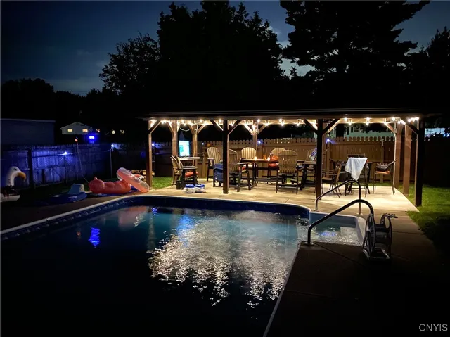 $295,500 | 7658 Clover Road, Syracuse, NY 13212