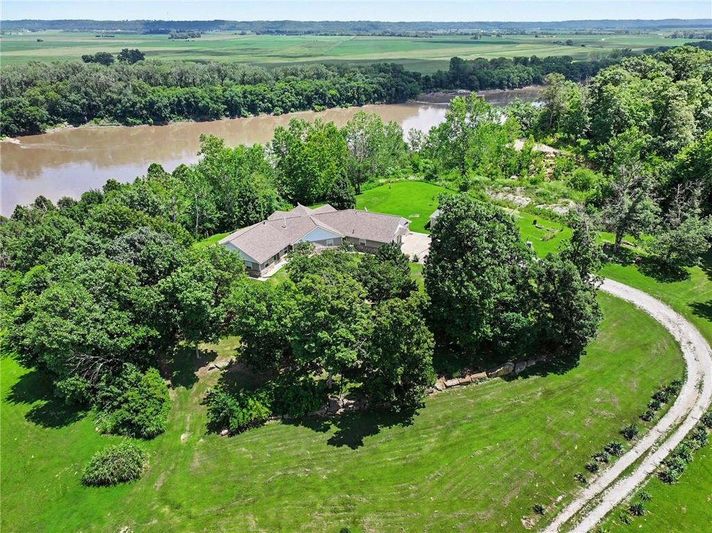 322 Riverfront Road Atchison, KS 66002 - Photo 35 of 43