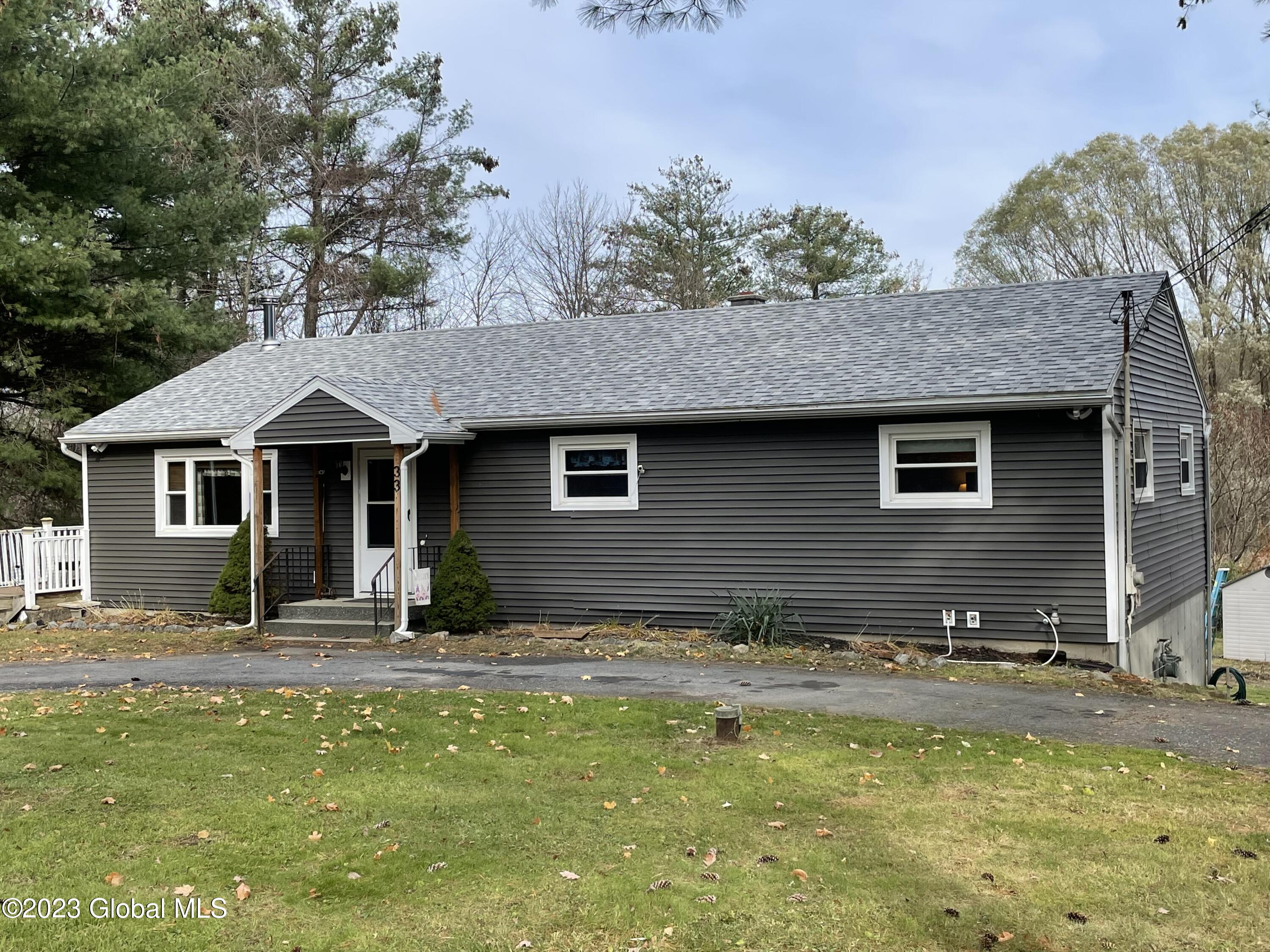 33 Woodin Road Halfmoon, NY 12065 - Photo 2 of 44 IMG_1277