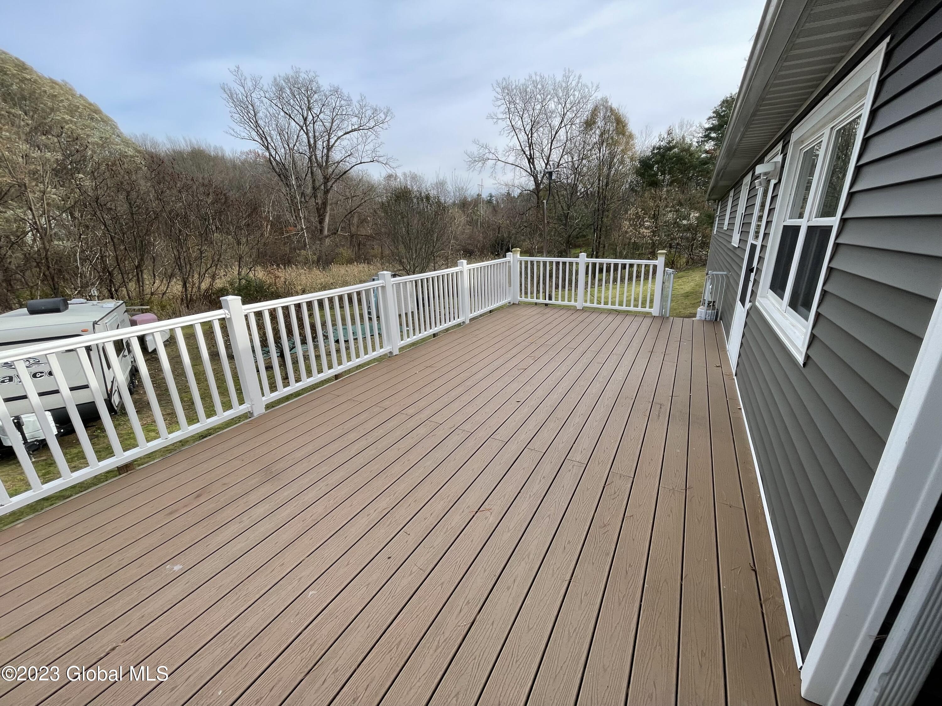 33 Woodin Road Halfmoon, NY 12065 - Photo 35 of 44 IMG_1327