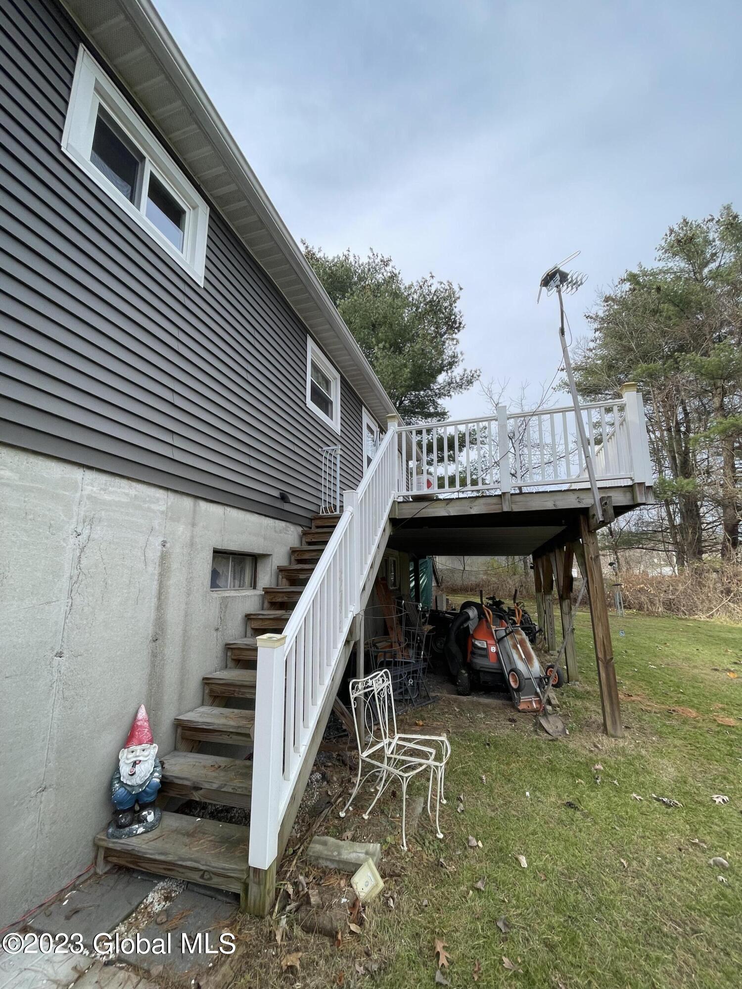 33 Woodin Road Halfmoon, NY 12065 - Photo 36 of 44 IMG_1329
