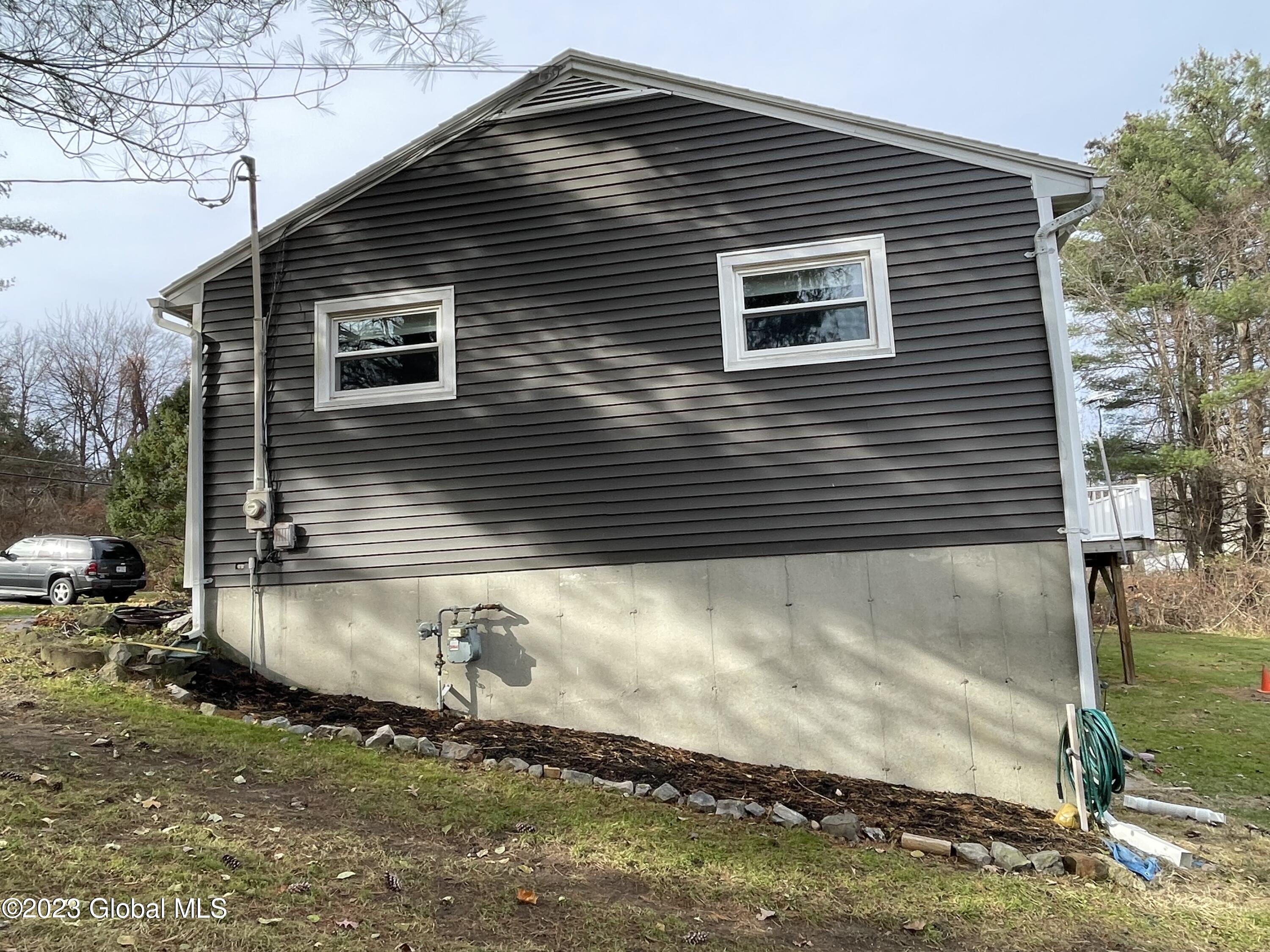 33 Woodin Road Halfmoon, NY 12065 - Photo 39 of 44 IMG_1333