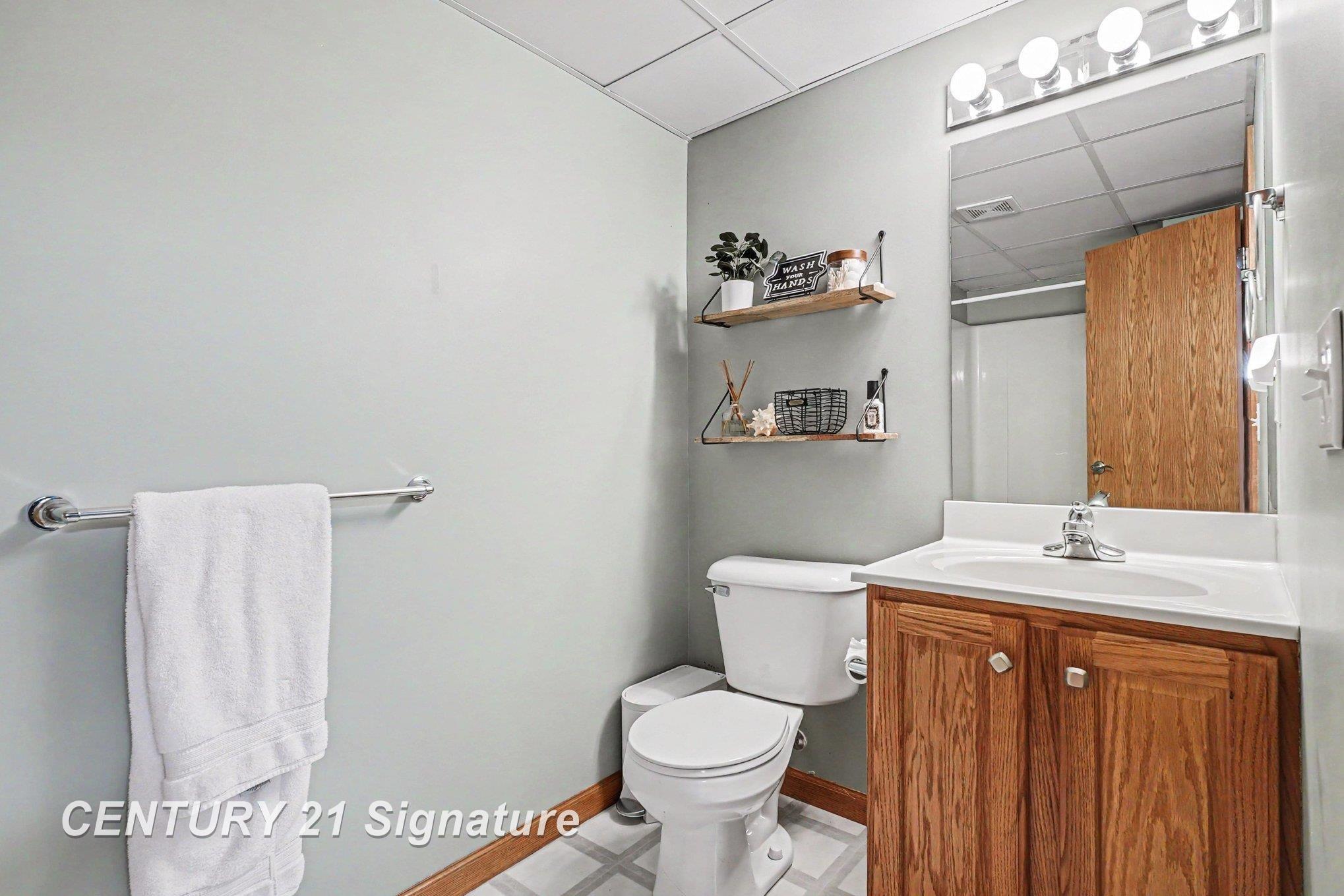 3790 North Gleaner Road Freeland, MI 48623 - Photo 25 of 45