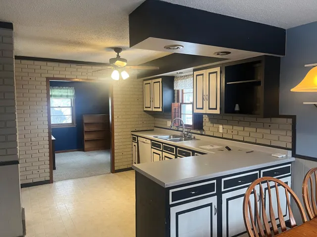 $199,900 | 1323 Kandiyohi Avenue Southwest, Willmar, MN 56201