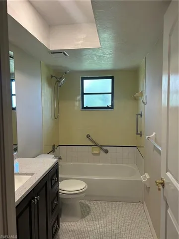 $435,000 | 4012-4010 Southeast 11th Place, Cape Coral, FL 33904