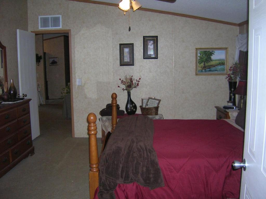 391 Pinhook Road Rogersville, TN 37857 - Photo 11 of 25 Master Bedroom