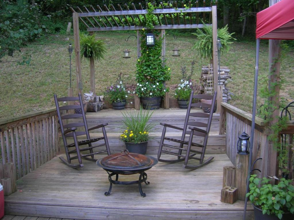 391 Pinhook Road Rogersville, TN 37857 - Photo 21 of 25 Back deck