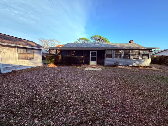 $399,700 | 301 Dawn Lane, Mary Esther, FL 32569