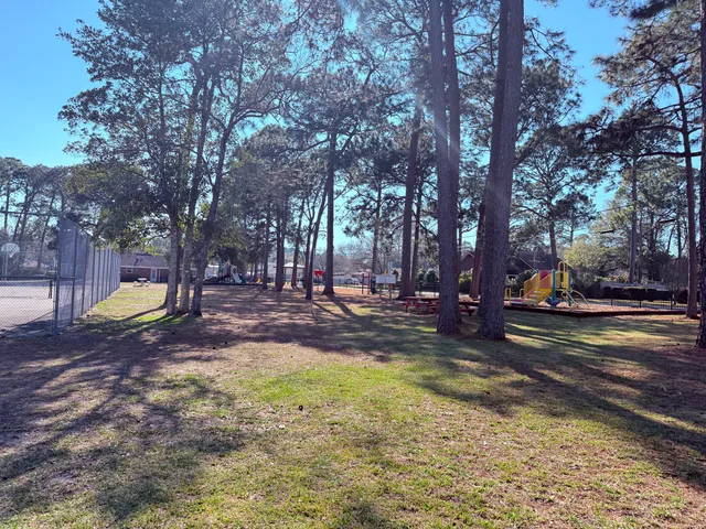 $399,700 | 301 Dawn Lane, Mary Esther, FL 32569