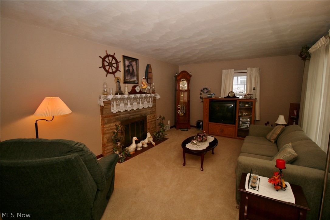 4829 Manchester Road Akron, OH 44319 - Photo 2 of 24 Gallery Image 2