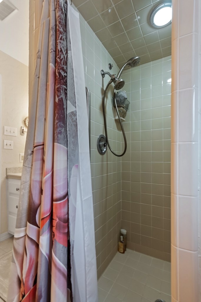 33 Oak Haven Road Fredericksburg, TX 78624 - Photo 32 of 54