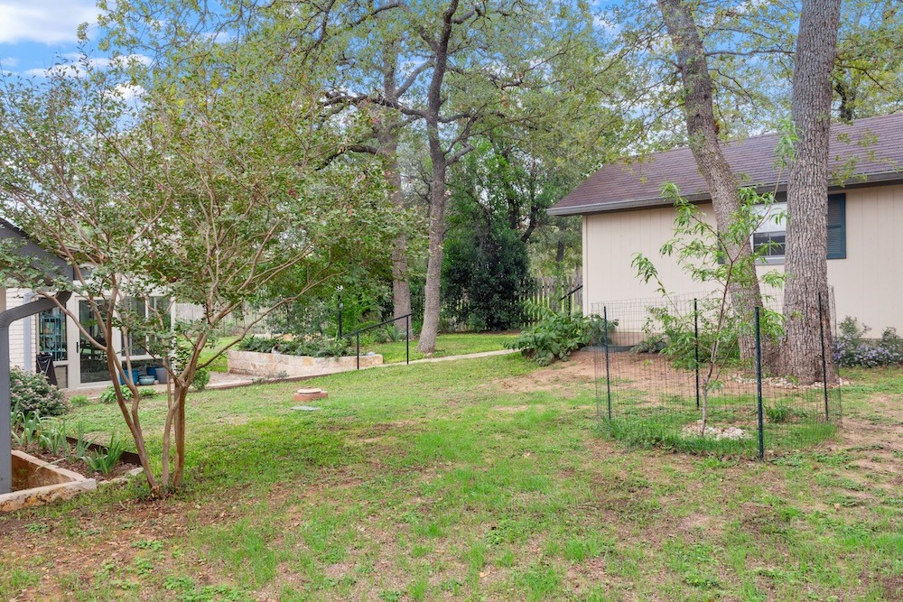 33 Oak Haven Road Fredericksburg, TX 78624 - Photo 37 of 54