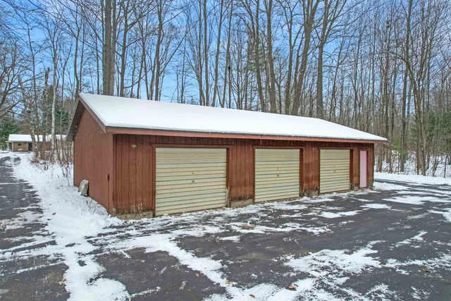 $299,900 | N1417 Oak Park Drive, Menominee, MI 49858