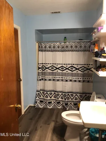 $240,000 | 213 Harbor Lane, Brandon, MS 39047