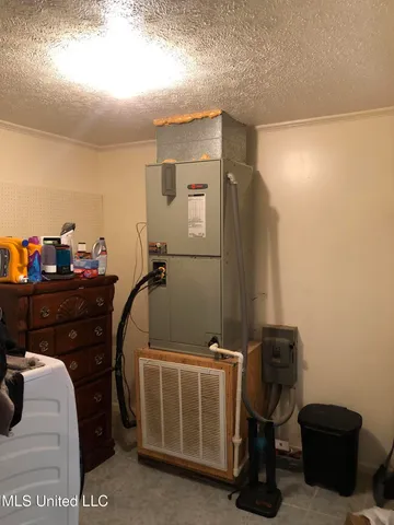 $240,000 | 213 Harbor Lane, Brandon, MS 39047