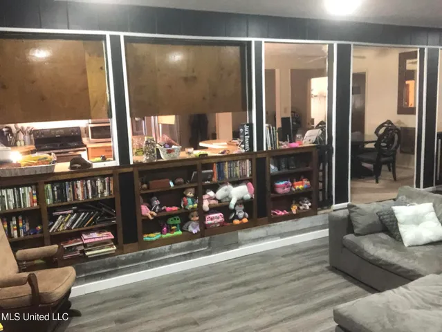 $240,000 | 213 Harbor Lane, Brandon, MS 39047