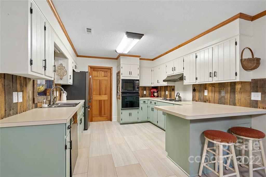 7400 Sample Road Huntersville, NC 28078 - Photo 19 of 33 Gallery Image 19