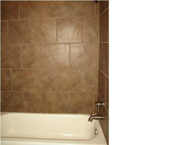 1410 Huntcliff Way Clinton, MS 39056 - Photo 10 of 16 Hall Bath