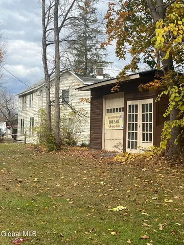 $249,000 | 37 Hancock Street, Fort Plain, NY 13339