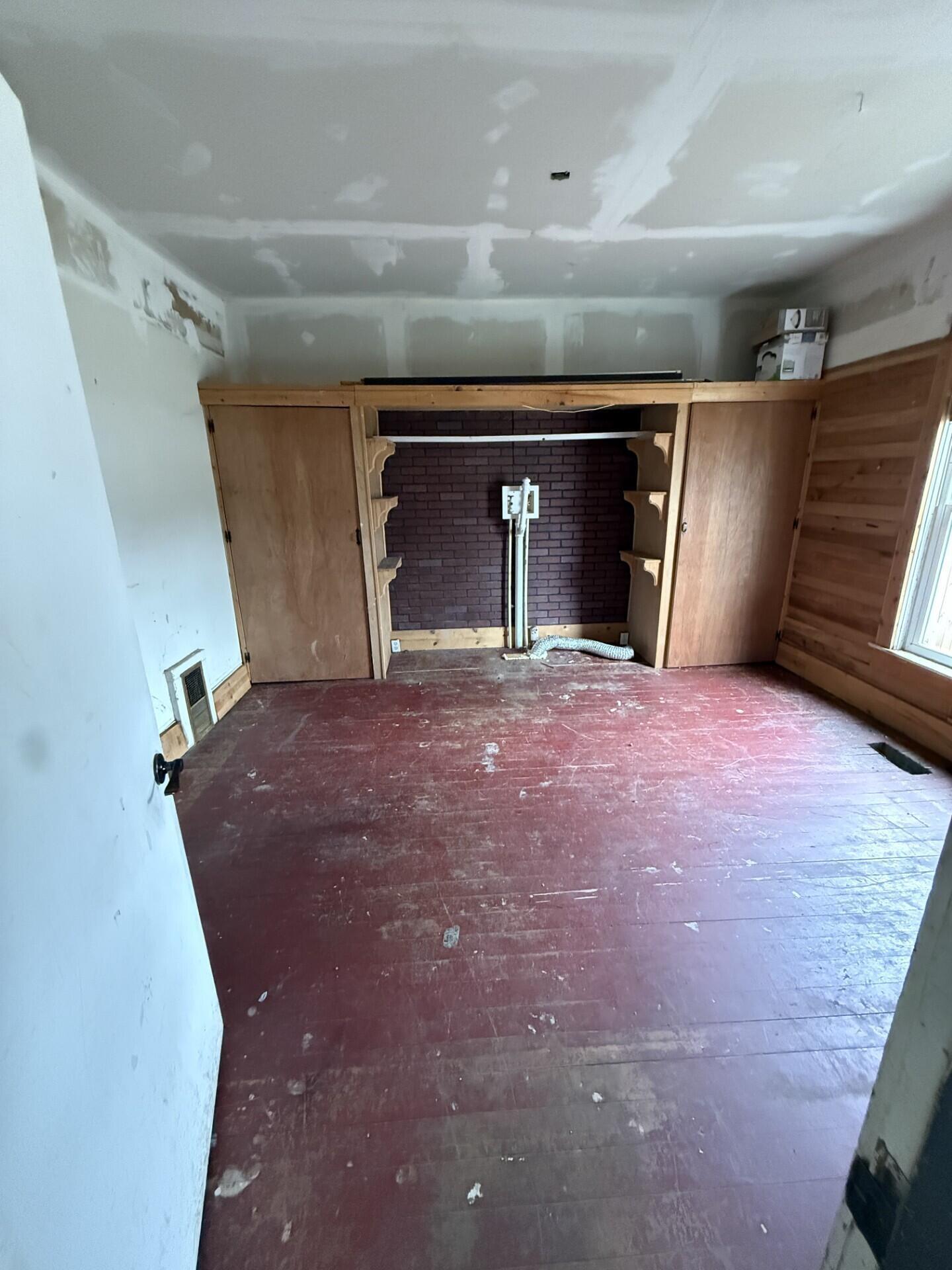 79 Toland Street London, OH 43140 - Photo 3 of 14
