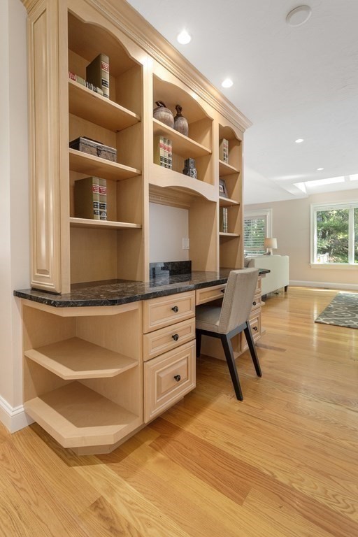 7 Wainwright Road, Unit 55 Winchester, MA 01890 - Photo 11 of 42