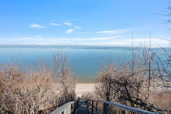 $739,000 | 25 Cliff Road West, Wading River, NY 11792