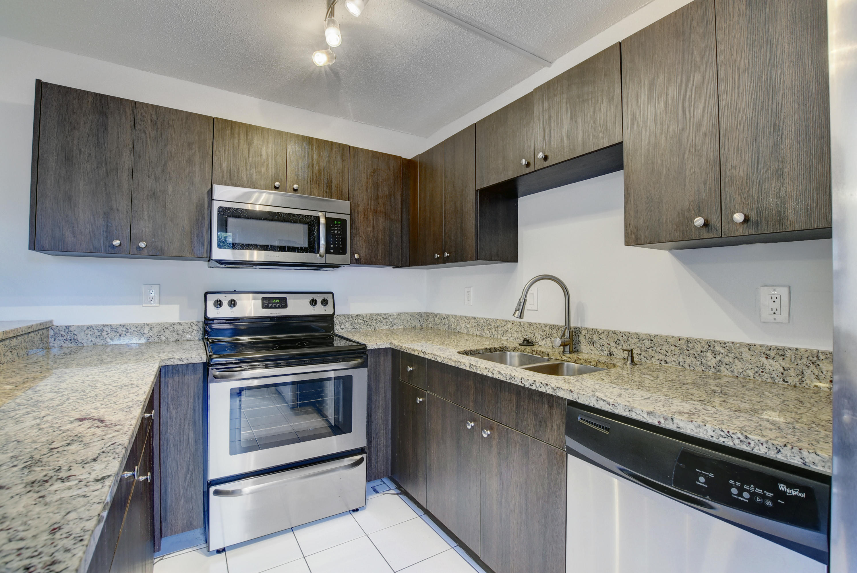 932 Springdale Circle Palm Springs, FL 33461 - Photo 1 of 1 24_dsc_9866_67_68_69_70