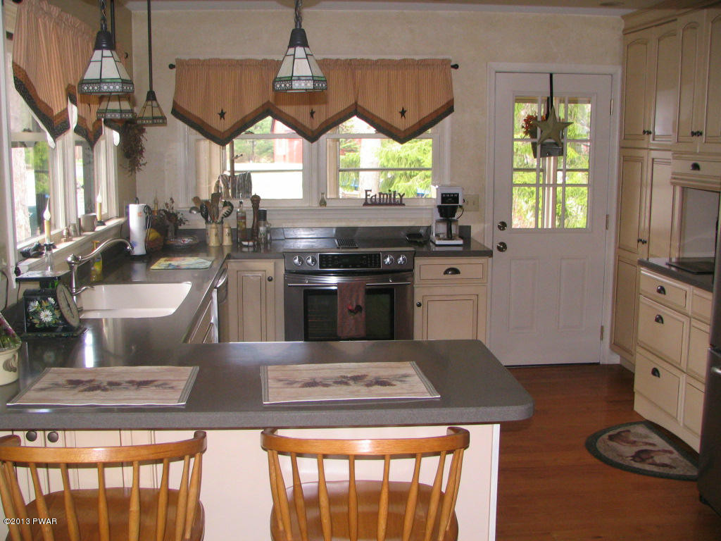 191 Dorys Road Dingmans Ferry, PA 18328 - Photo 6 of 26 Gallery Image 6