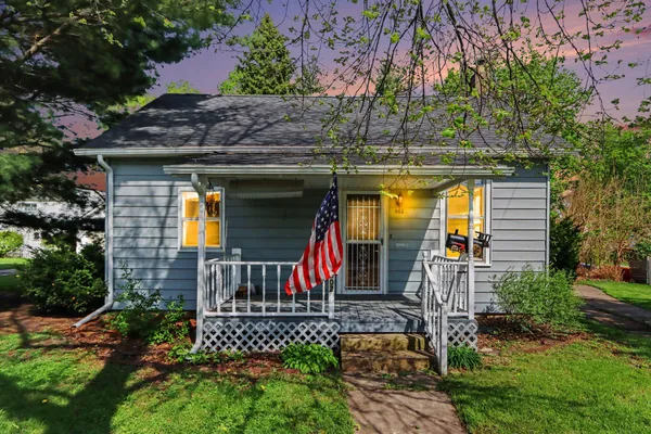 $156,900 | 402 South Jefferson Street, Sturgis, MI 49091