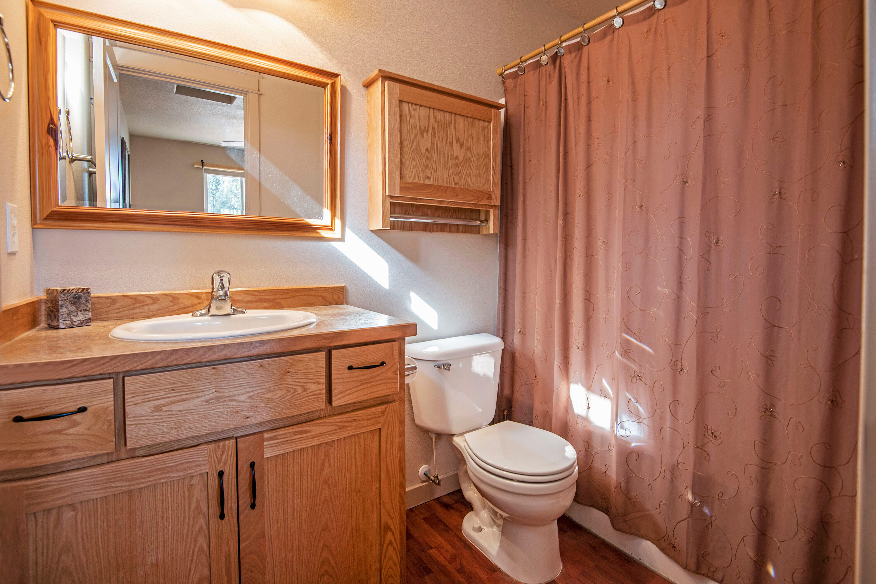 7262 Southwest Forest Park Road Culver, OR 97734 - Photo 9 of 27 Primary Bathroom