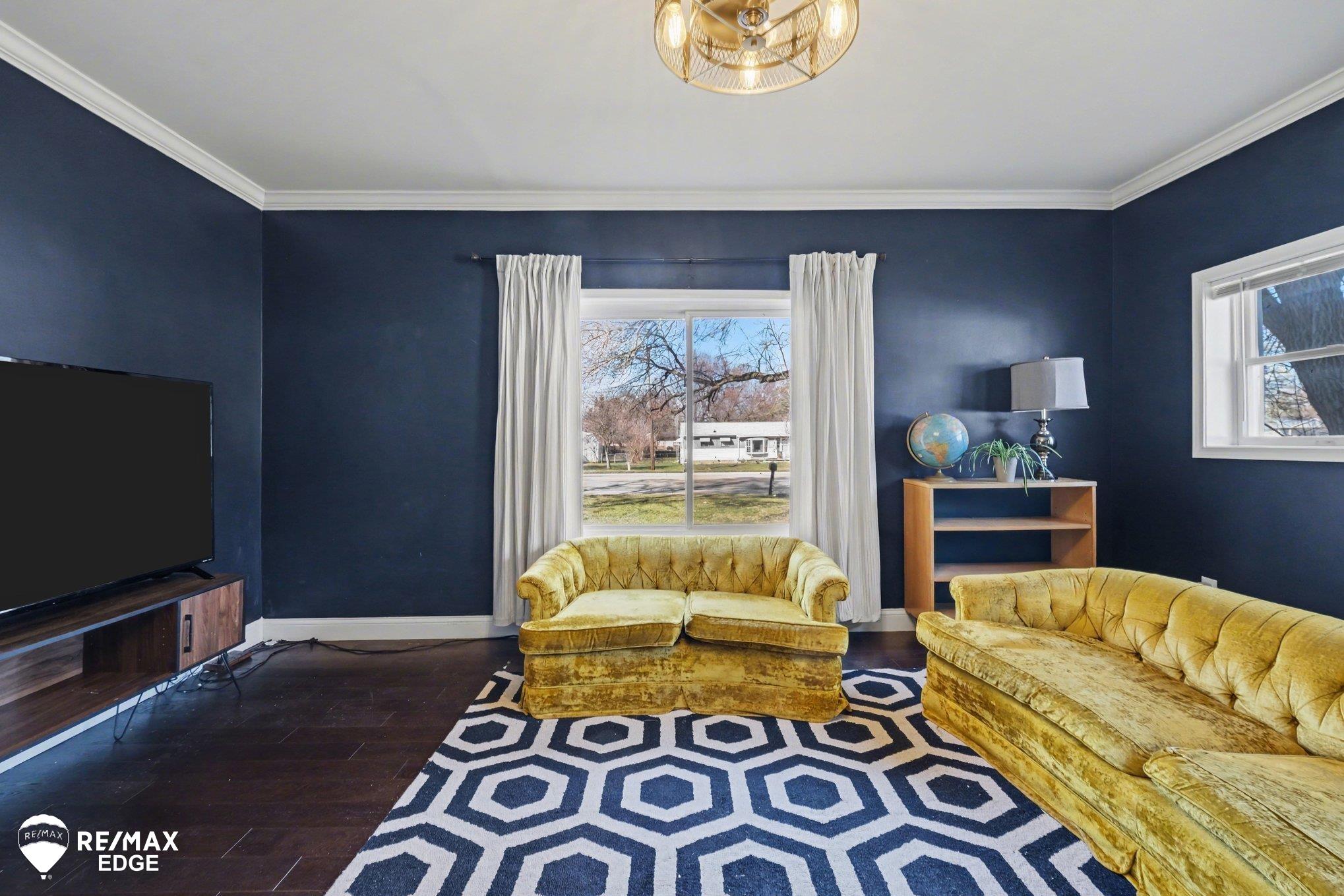 4044 North Genesee Road Flint, MI 48506 - Photo 6 of 30 50201526-4973d70b-7515-44df-a55f-6b0dc94affac.JPG