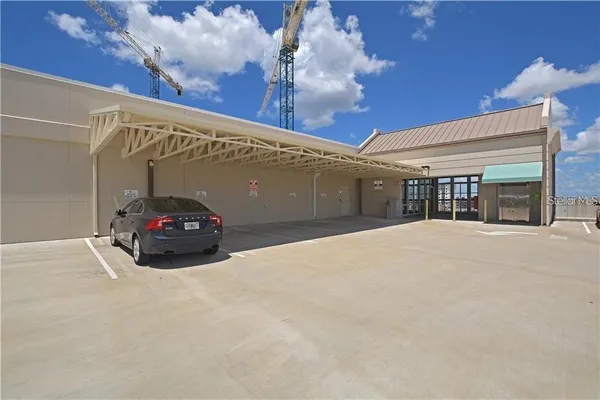 $3,400 | 1500 State Street, Unit 603, Sarasota, FL 34236